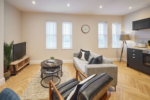 Offices - Host & Stay | Flat 2 @ Temperance House (Saltburn-By-The-Sea)