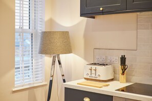 Interior - Host & Stay | Flat 2 @ Temperance House (Saltburn-By-The-Sea)