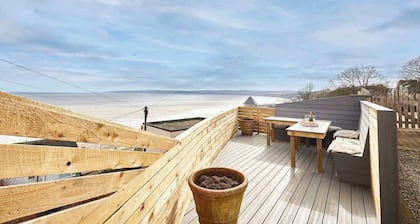 Host and Stay | Sea View