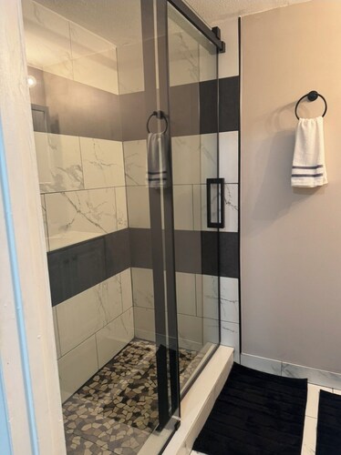 2 BR 2 BA Condo 