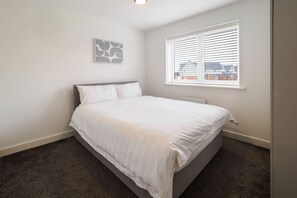 Room - Host & Stay | Flourishing Court (Canterbury)