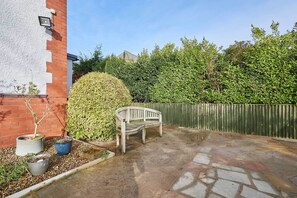 Terrace/patio - Host & Stay | Deepdale Apartment (Scarborough)