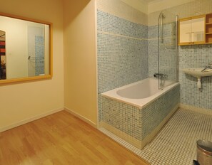 Shower, hair dryer