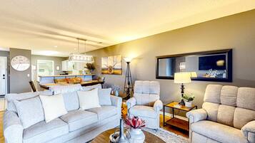 TV, fireplace, offices