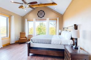 5 bedrooms, WiFi, bed sheets - Rustic 5BR Sanctuary - HOT TUB - Lake Access (Branson)