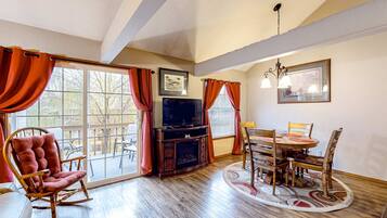 TV, fireplace, offices