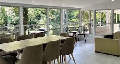 RIVERFRONT FARMHOUSE ON THE FARM CLOSE TO THE SPRINGS