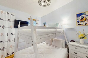 2 chambres, fer et planche à repasser, Wi-Fi, literie fournie