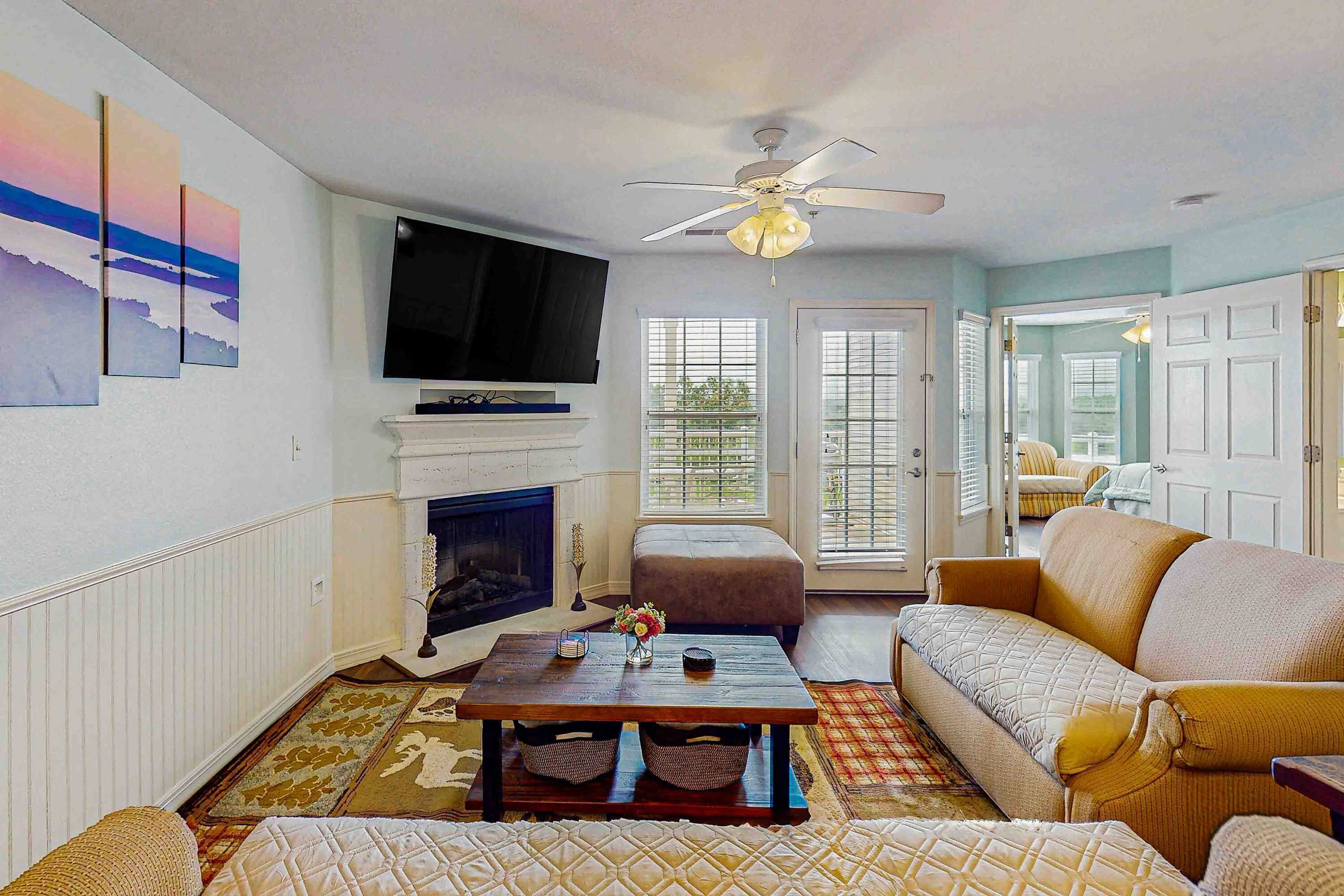 TV, fireplace, offices