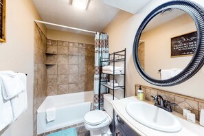 Shower, hair dryer, towels - Lake View 2BR Condo # POOLS # Golf # Pet-Friendly (Branson)