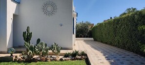 Luxury-Villa, Terrasse, Poolblick (Villa Ninfea - int. 4)