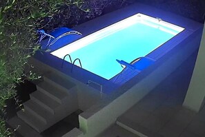 Biệt thự Cao cấp, sân hiên, quang cảnh hồ bơi | Hồ bơi