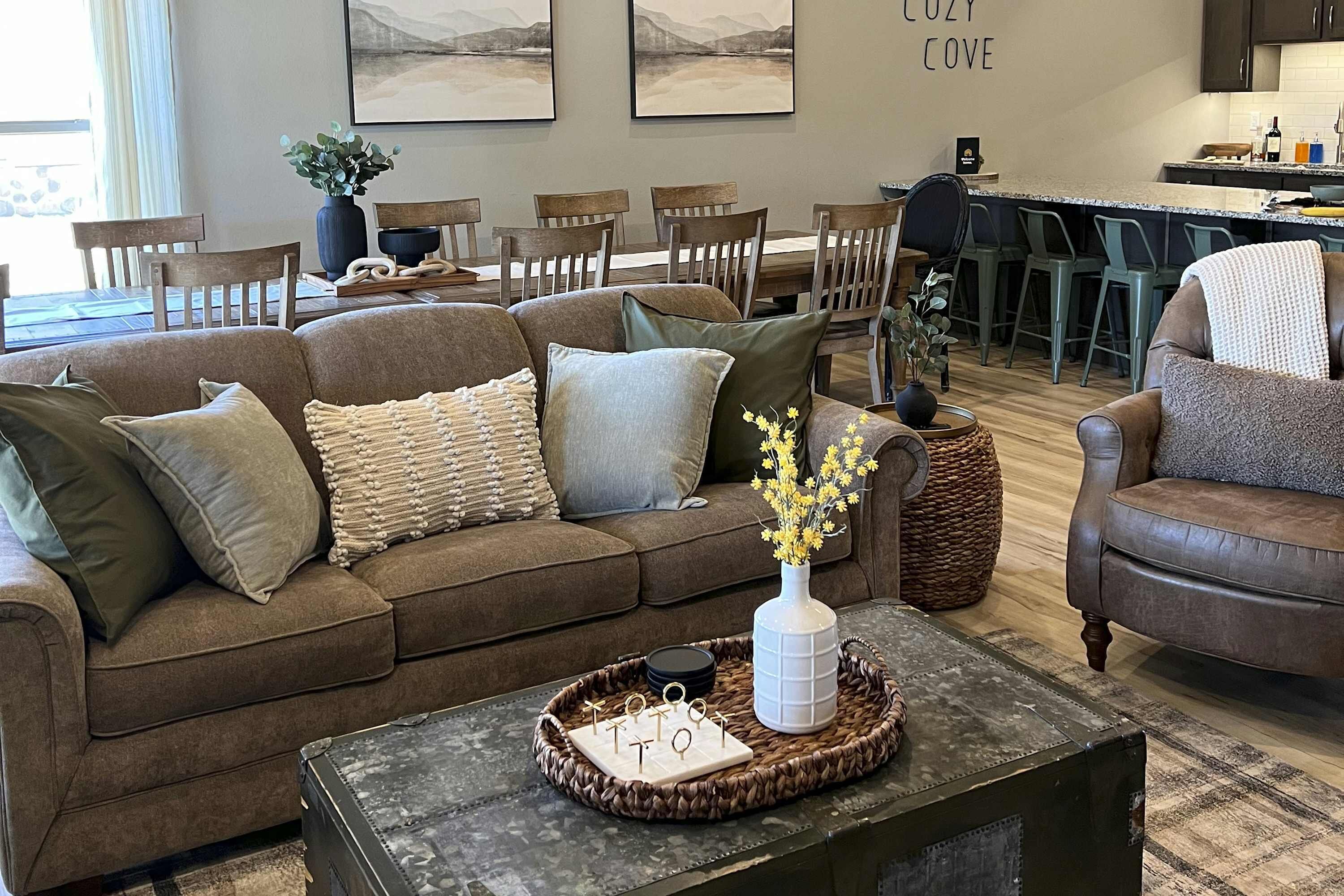 Pool & Arcade - Spacious 4br Lodge - Near Branson - Branson, MO