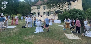 Área para banquetes al aire libre