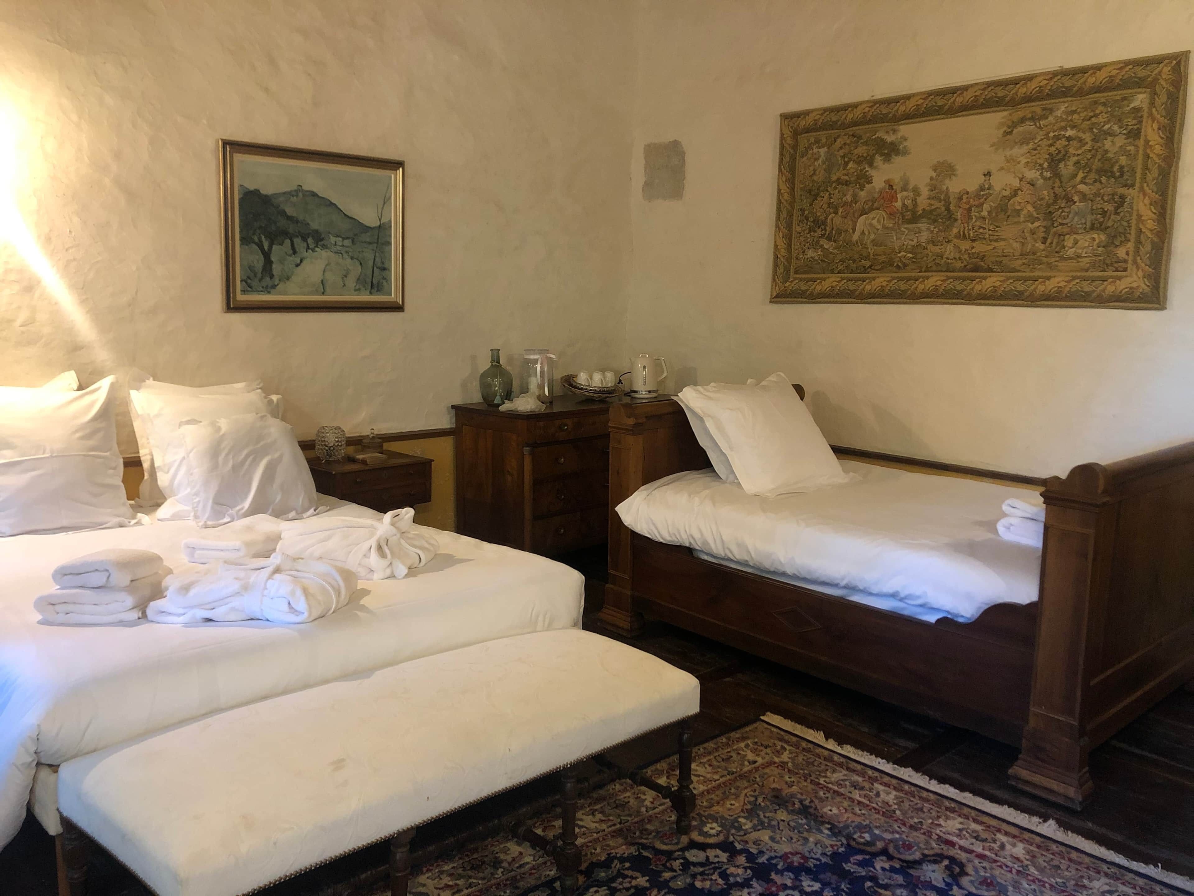 Fer et planche à repasser, Wi-Fi, draps fournis