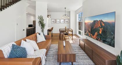 Brand New Build with Hot Tub that Sleeps 8 in Central Fort Collins!
