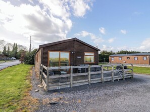 Exterior - Lavender Lodge (Evesham)
