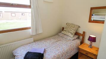 3 bedrooms, individually decorated, individually furnished, free WiFi