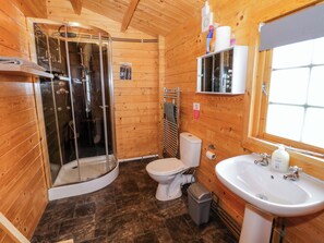 Shower - Holly Lodge (Evesham)