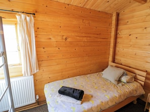 3 bedrooms, individually decorated, individually furnished, free WiFi - Holly Lodge (Evesham)