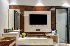 Classic Double Room, Non Smoking | Interior - Hotel Byland inn  (Delhi)