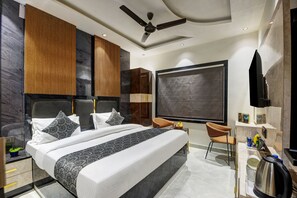 Superior Triple Room - Hotel Byland inn  (Delhi)