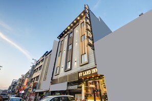 Exterior - Hotel Byland inn  (New Delhi)