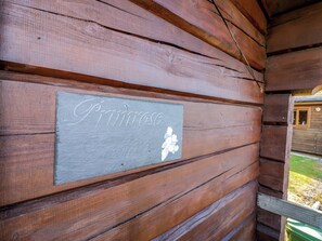 Exterior detail - Primrose Lodge (Evesham)