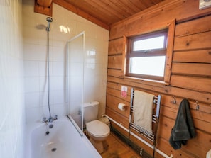 Shower - Primrose Lodge (Evesham)