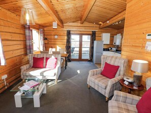 Living area - Primrose Lodge (Evesham)