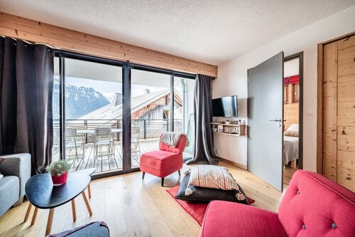 Apartment "Erin" with Mountain View, Private Terrace and Wi-Fi