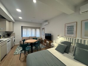 Studio | Interior