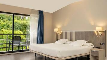 Superior Double Room | Premium bedding, down duvets, minibar, in-room safe