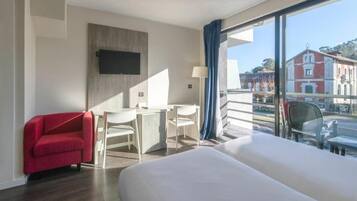 Literie de qualité supérieure, couette en duvet d'oie, minibar