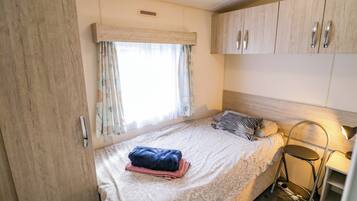 3 bedrooms, individually decorated, individually furnished, free WiFi