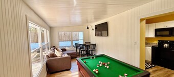 Charming Citrus 3BR/2BA house-steps to Downtown Inverness Entertainment Dining