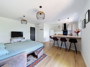 2 Schlafzimmer, Reisekinderbett, kostenloses WLAN, Bettwäsche