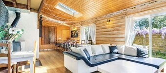 Gîte les 3 pins: Family or Group Rental Near Guingamp