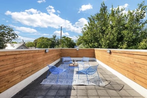 Terrace/patio - Southtown Guesthouse | Sleeps up to 3 | Walk to Alamodome & River Walk (San Antonio)