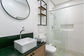 Hair dryer, towels - Rooftop Pool | 300MB | #SG08 (Florianópolis)