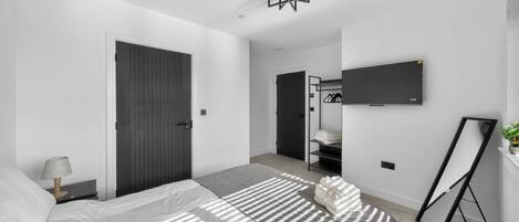 4 bedrooms, free WiFi, individually decorated, individually furnished