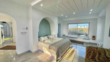 House, 4 Bedrooms, Private Pool, Garden View | 4 bedrooms