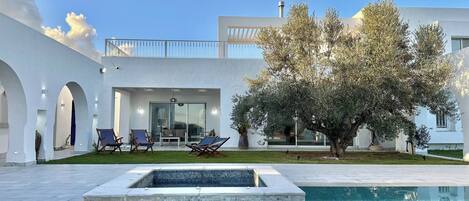 House, 4 Bedrooms, Private Pool, Garden View | Pool | Outdoor pool