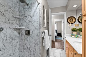 Hair dryer, towels - Lakefront Ranch | Hot Tub · 30-Day Min Stay (Waterford Township)