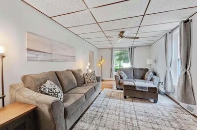 Charming  Home Near Downtown Baraboo