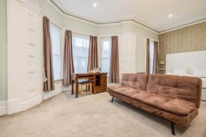 Deluxe Double Room - Central Belfast Apartments Harpers (Belfast)