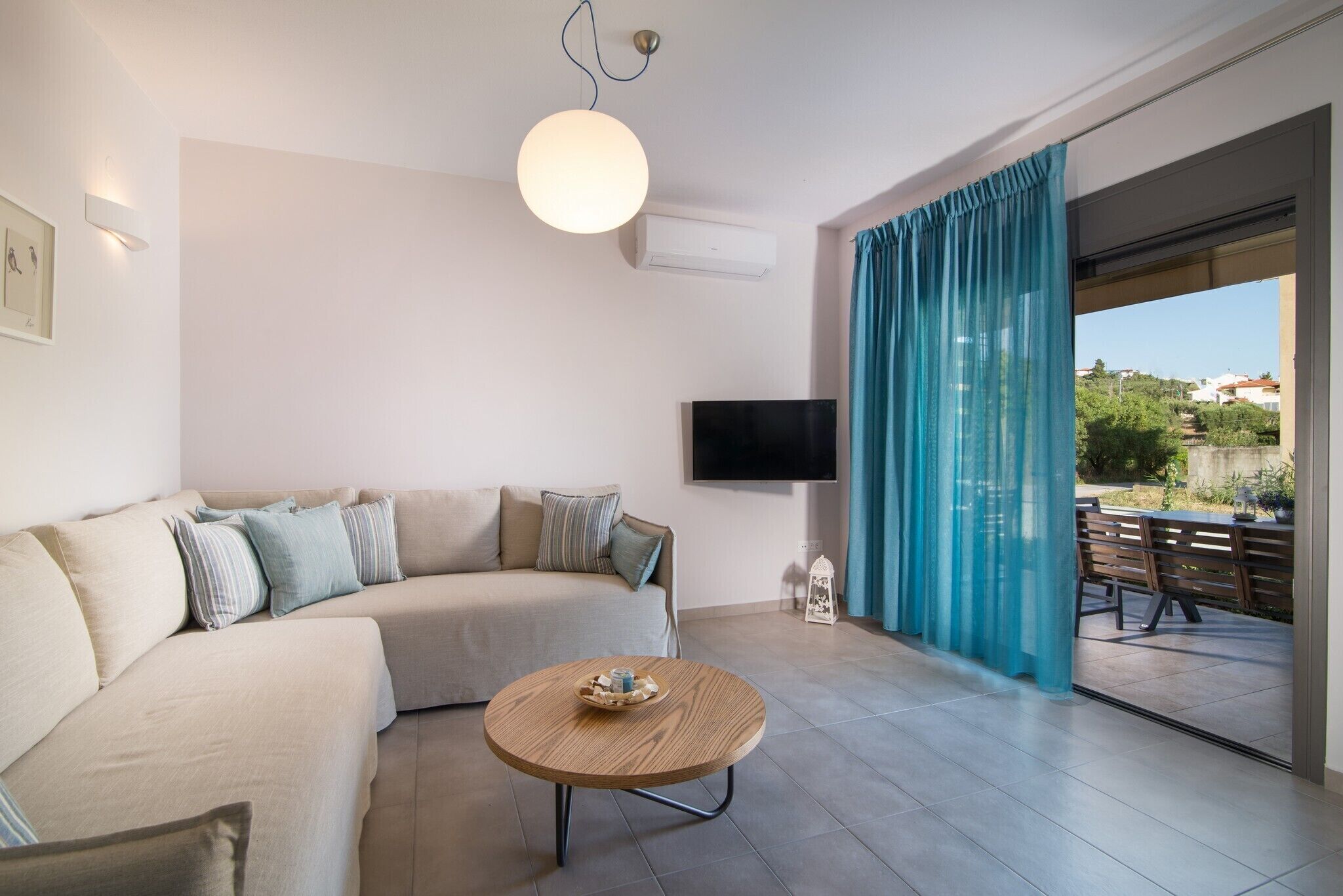 Duplex | Living area