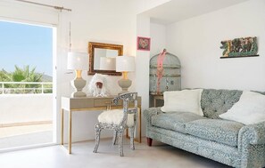 Living area - Amarantos villa: Infinity Pool & Mountain Views, 6 bedrooms, AC & WiFi (IB)