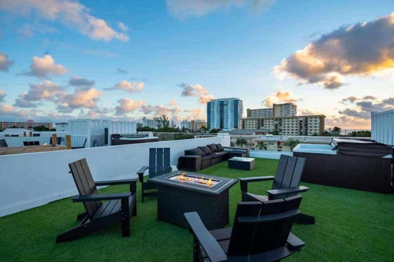 ลานระเบียง/นอกชาน