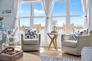TV, offices - Modern Oceanfront OKI getaway w/ Pool (Oak Island)